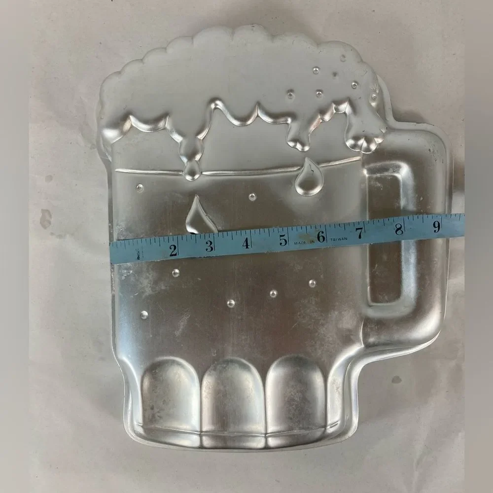 Vintage 1984 Wilton Beer Mug Cake Pan Cheer Lager Ale Aluminum Mold Celebrate